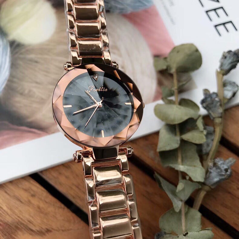 ĐỒNG HỒ NỮ CHÍNH HÃNG SCOTTIE MẶT KÍNH GIÁC CẠNH CỰC ĐẸP (TẶNG KÈM HỘP VÀ PIN DỰ PHÒNG) | BigBuy360 - bigbuy360.vn