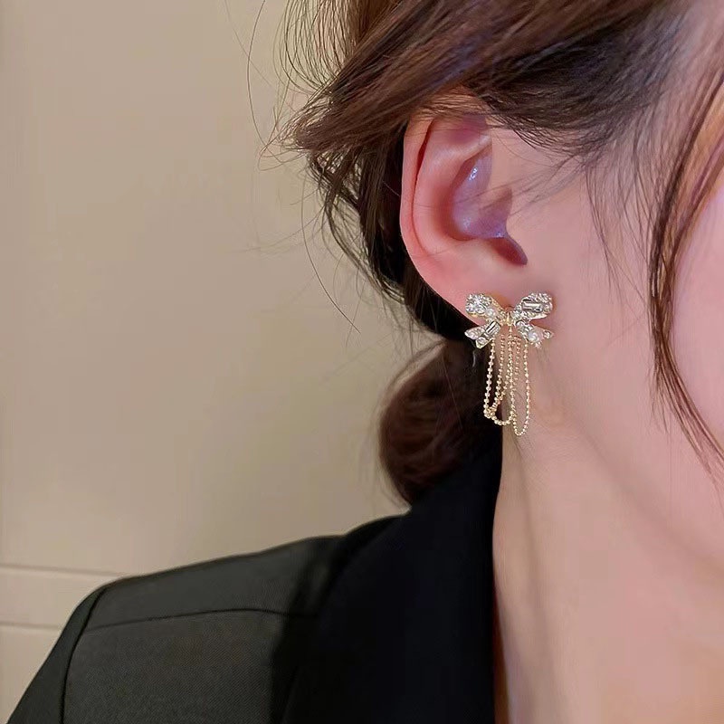 Bông Tai Mạ Bạc 925 Hình Nơ Tua Rua Đính Ngọc Trai Sang Trọng Phong Cách Hàn Quốc 2022