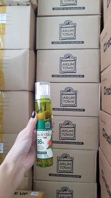 Xịt Khoáng Giải Nhiệt Dưỡng Ẩm Cho Da Nha Đam Aloe Vera 92%