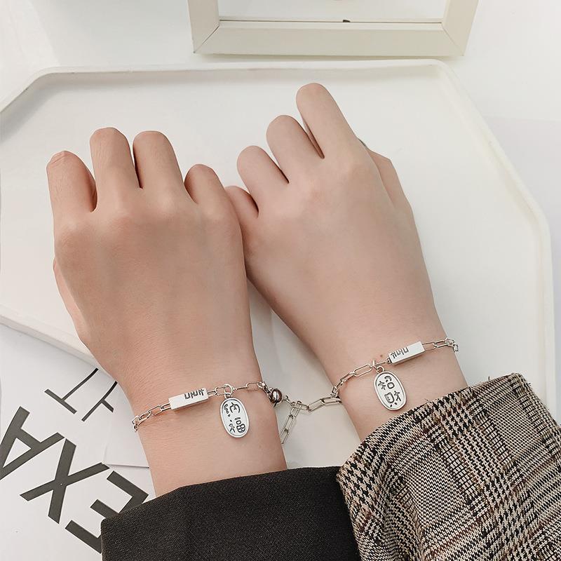 Vòng Tay Kim Loại Nam Châm Màu Bạc Thời Trang Hàn Quốc Cho Nam Nữ Màu Sắc