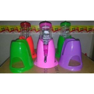 đế bình nước nhựa hamter 2in1