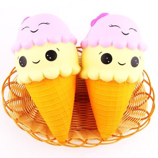 (HÀNG VỀ)Squishy- Kem Ốc Quế Khổng Lồ (22x11x11cm)