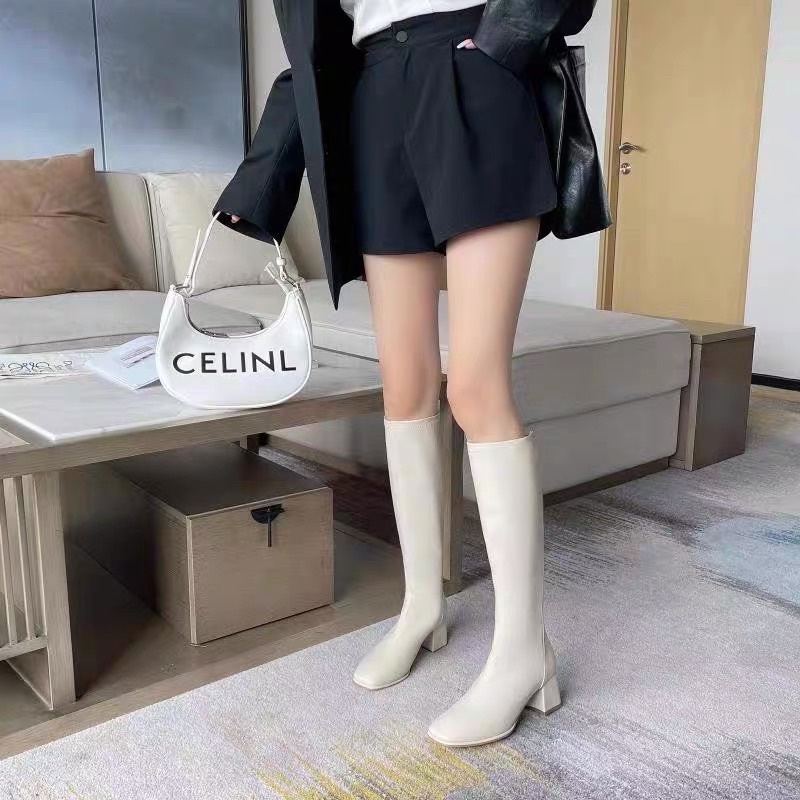 BOOT GỐI MŨI VUÔNG ĐEN KEM 270 / BOOT ĐÙI QC DA MỀM MẪU MỚI
