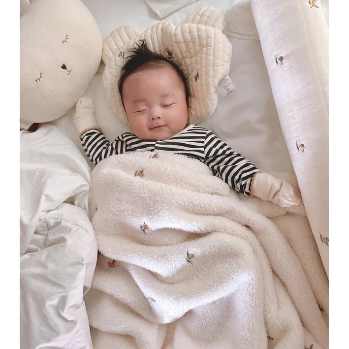 <auth+bill> Chăn lông tuyết Dottodot thêu hoạ tiết và Camping Microfiber Blanket Hàn quốc cho bé yêu