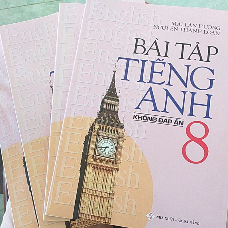 Bài tập tiếng anh MLH lớp 8