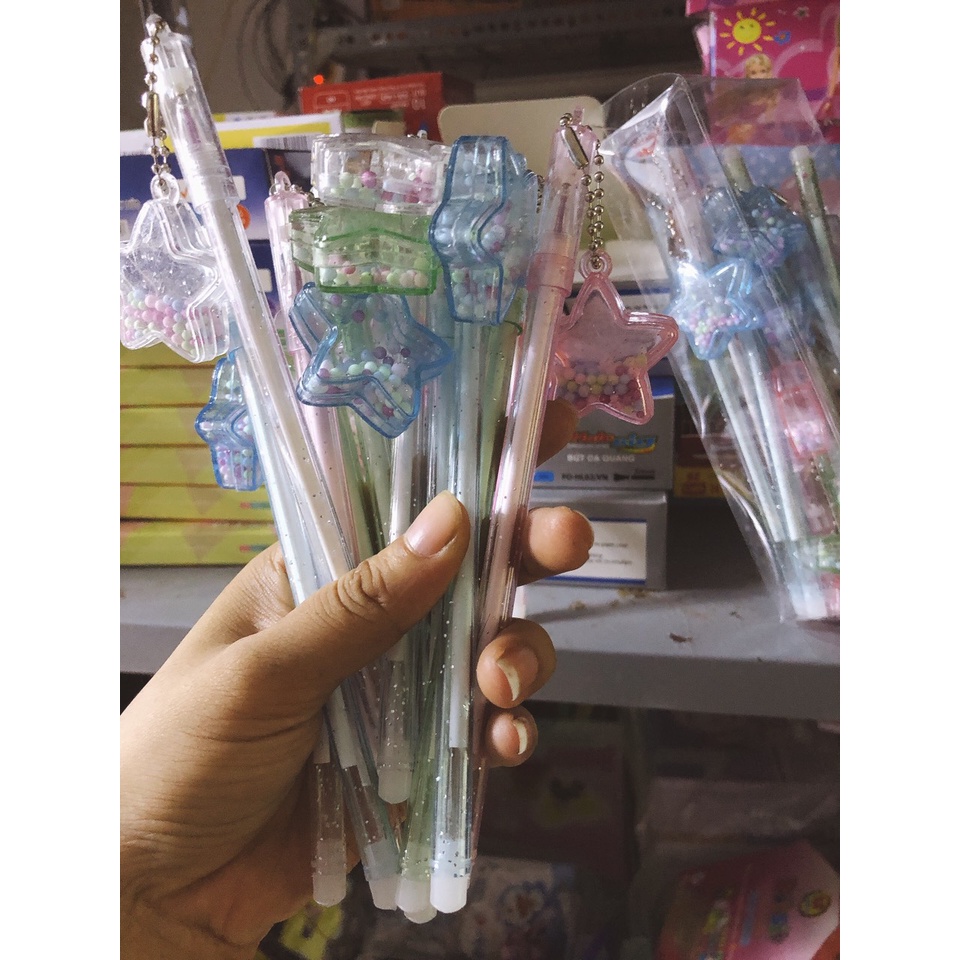 Cây bút nước cute có hình treo tòn ten ( 1 CÂY )