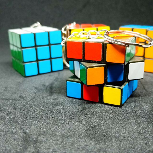 Móc Khóa Rubik 3x3 Xoay Được Khối Lập Phương Rubik 3 Tầng Keychain👍😎