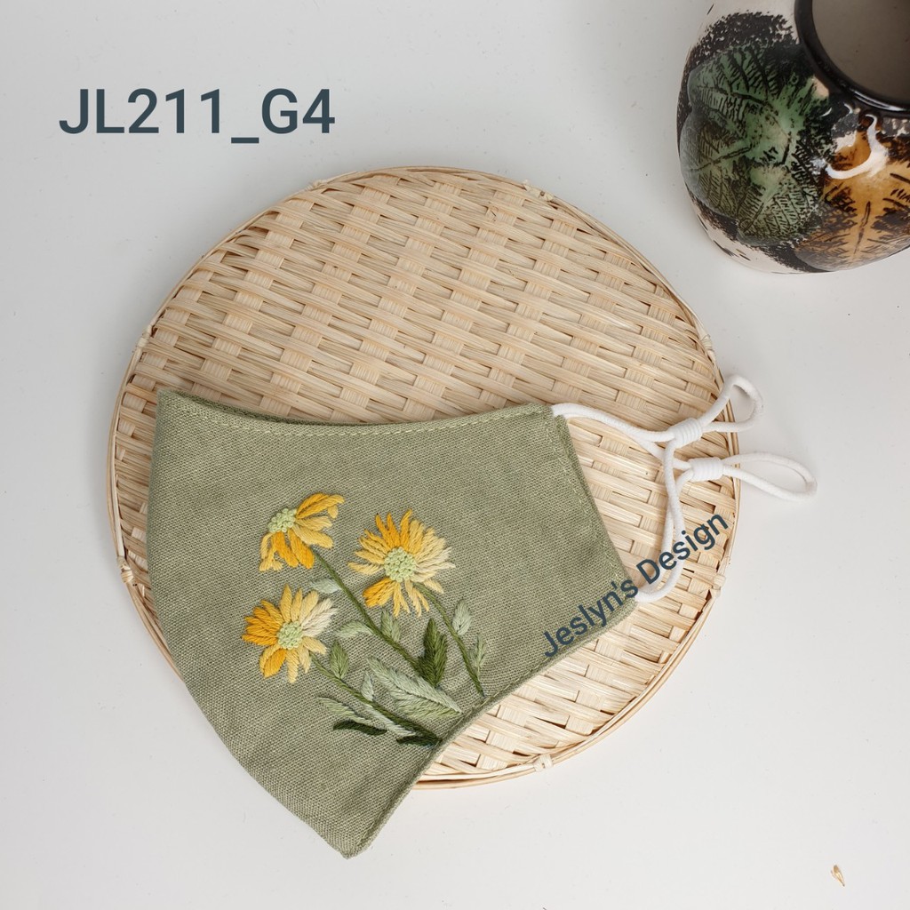 Khẩu trang thêu tay vải linen hình hoa  JL211