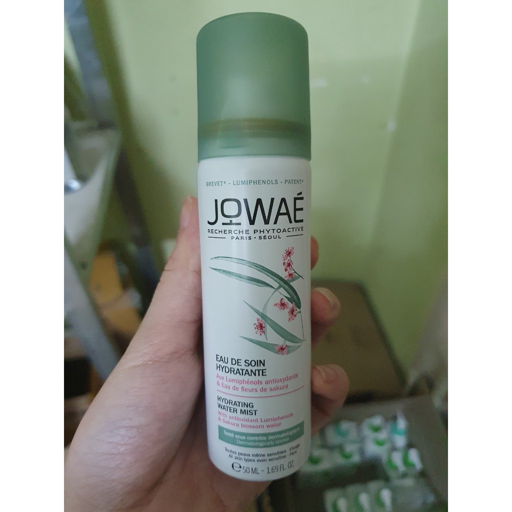 Xịt khoáng Hoa Anh Đào JOWAE HYDRATING WATER MIST 50ml