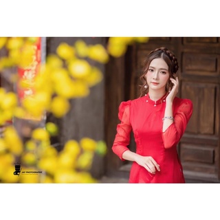 Áo dài cách tân 4 tà chất tơ óng vai bồng mix ngọc cổ kèm quần.