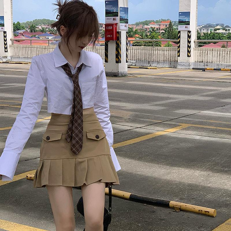 Set áo sơ mi lửng + quần Short lưng cao thời trang xuân thu 2021 dành cho nữ | BigBuy360 - bigbuy360.vn