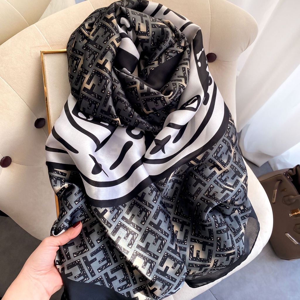 Khăn Quàng Cổ Chống Nắng Bằng Lụa In Họa Tiết Chữ F Mẫu Mới 2023 Thời Trang Cho Nữ