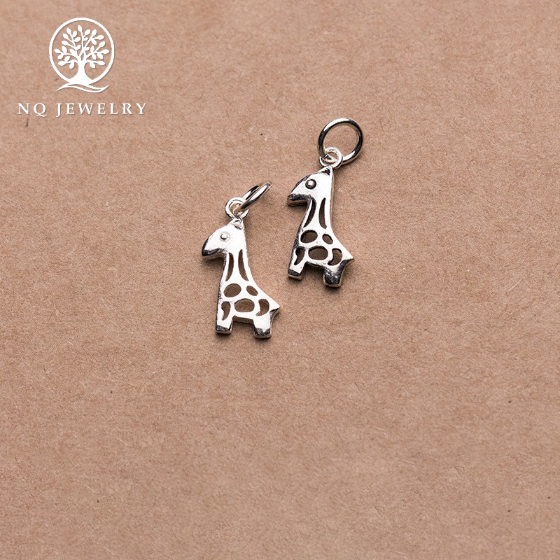 Charm bạc hình hưu mặt treo - NQ Jewelry
