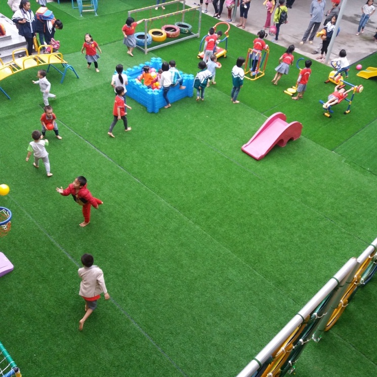 Thảm cỏ nhân tạo 1cm lót sàn dán tường trang trí cao giá rẻ lắp ban công sân vườn trang trí sự kiện