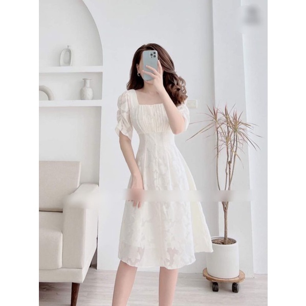 Đầm cổ vuông tay phồng xếp li ngực Pora Dress