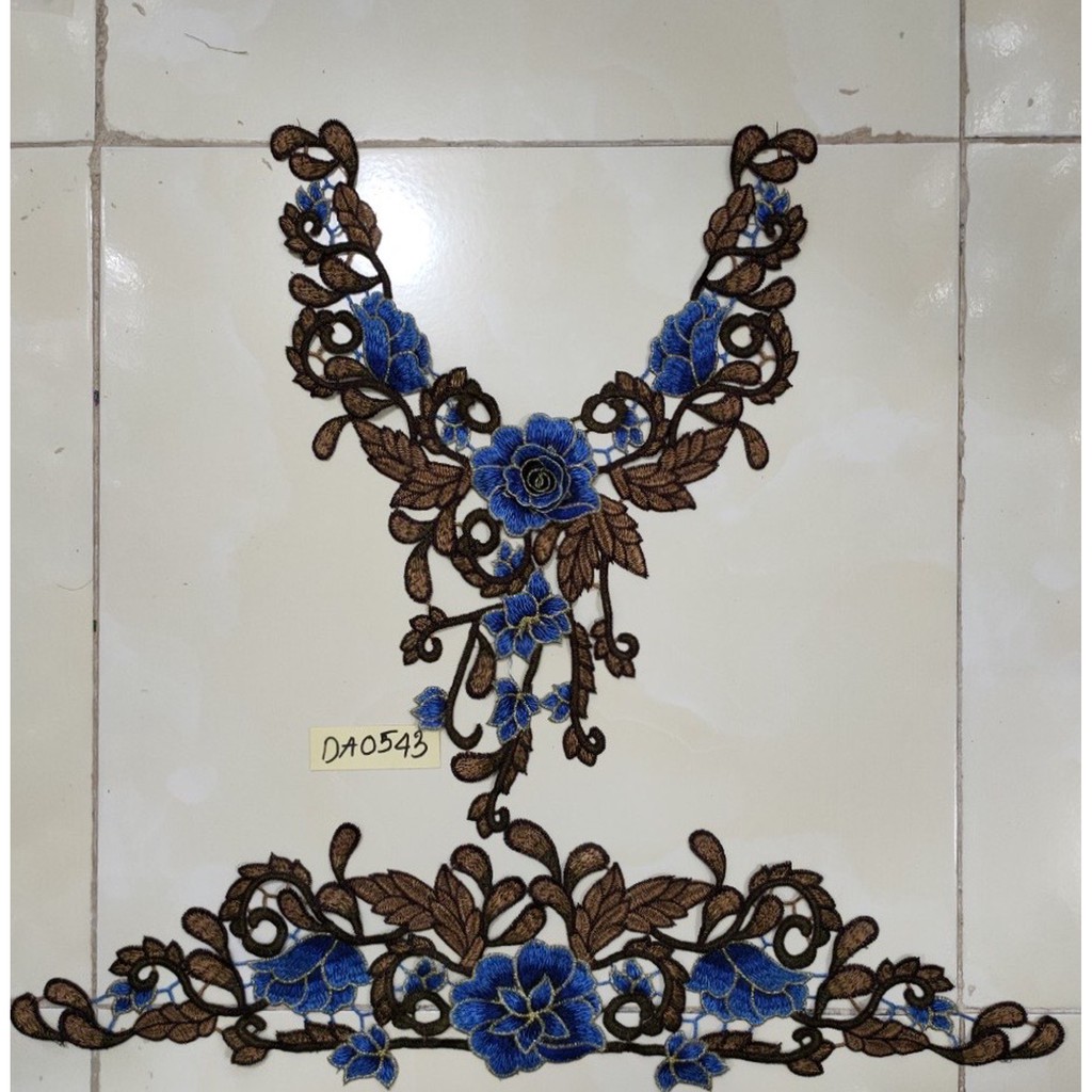 ren thêu cổ và lai xinh xắn mã DA0453