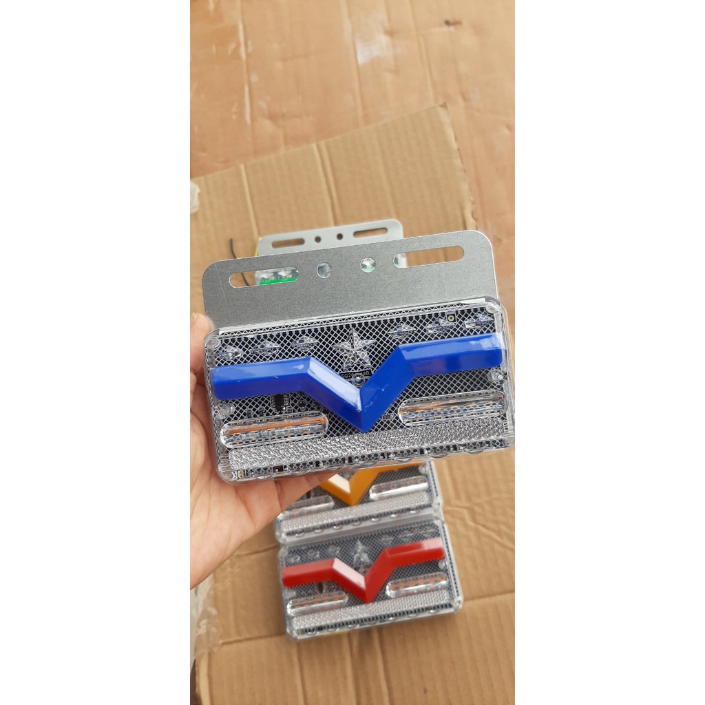 Đèn sườn xe tải chữ v cao cấp 24v