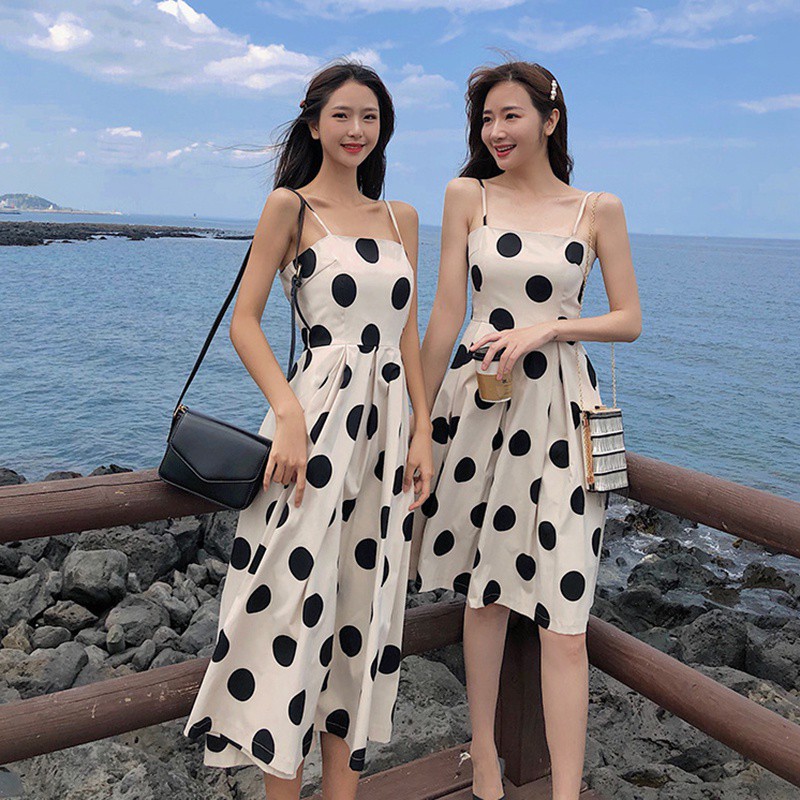Đầm Hai Dây Chấm Bi Xinh Xắn Dành Cho Nữ
