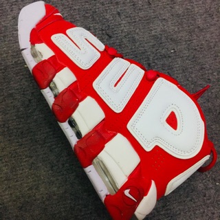 Uptempo supreme, uptempo trắng