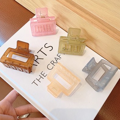 Kẹp Càng Cua Trong Suốt Hình Vuông Dễ Thương Cho Nữ