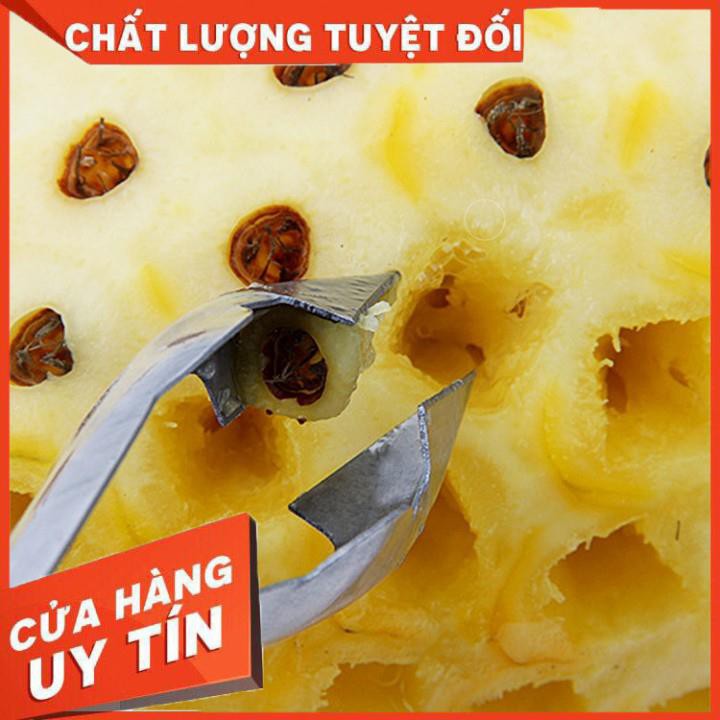 Dụng cụ gắp mắt dứa thông minh