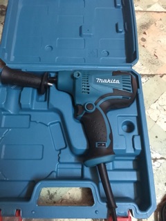 Máy đánh bóng xe Makita GV6010