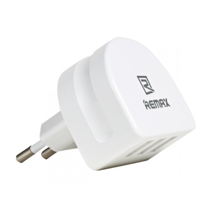 Cục Sạc Điện Thoại Và Máy Tính Bảng 3 Cổng USB Remax 3.1A