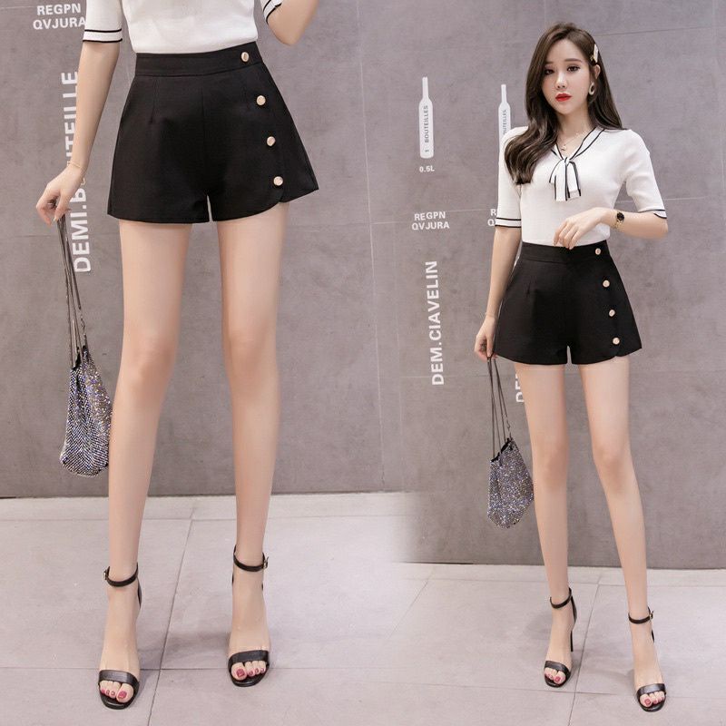 quần short phối 4 cúc vàng 092