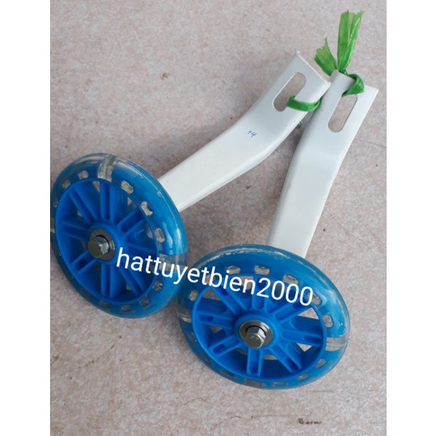 Bánh phụ xe đạp trẻ em