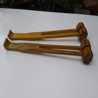 Cây gãi đấm lưng bằng gỗ bách xanh