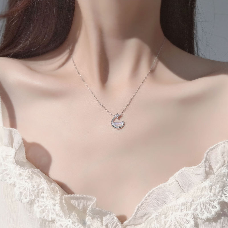 Dây chuyền choker bằng bạc sterling s925 thiết kế hình mặt trăng tinh tế cho bạn gái