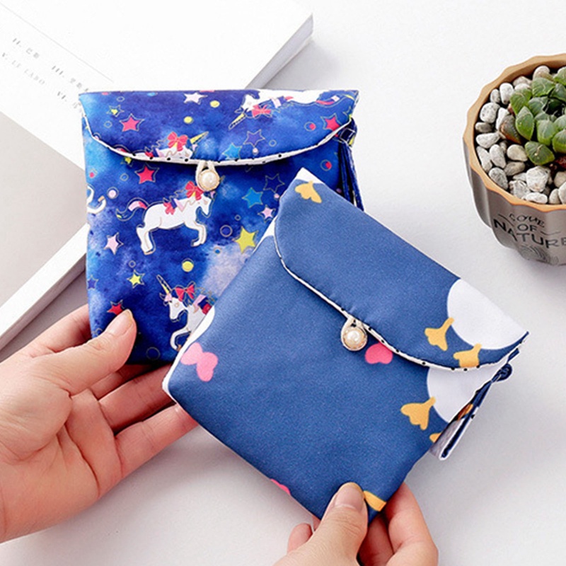 Túi Đựng Băng Vệ Sinh Di Động Sức Chứa Lớn Dễ Thương