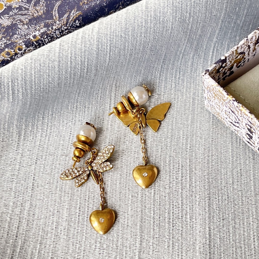 Hoa Tai Chữ D Đính Ngọc Trai Thời Trang Thanh Lịch