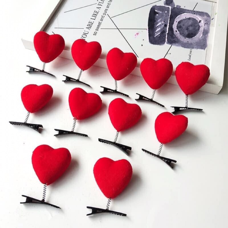 Kẹp tóc lò xo hình Tim
