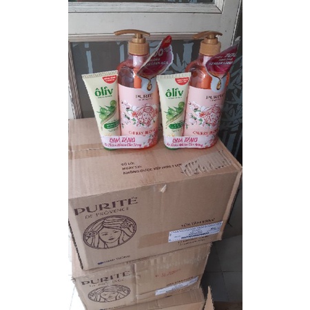 Sữa Tắm anh đào 850ml có tặng