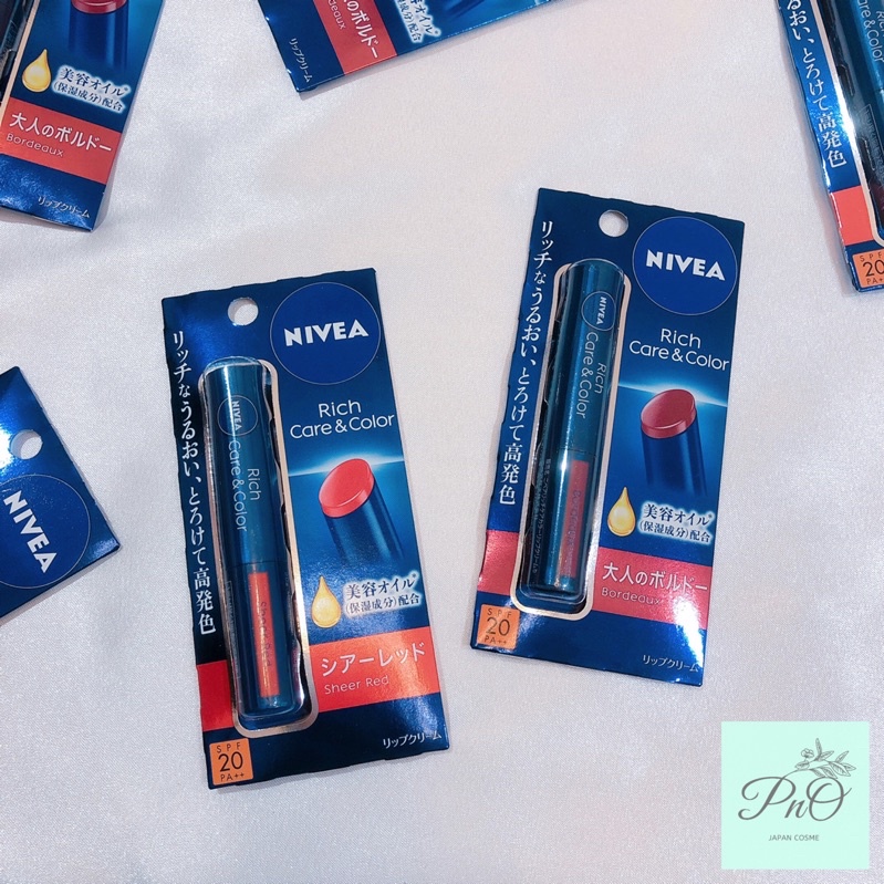 Son dưỡng có màu Nivea