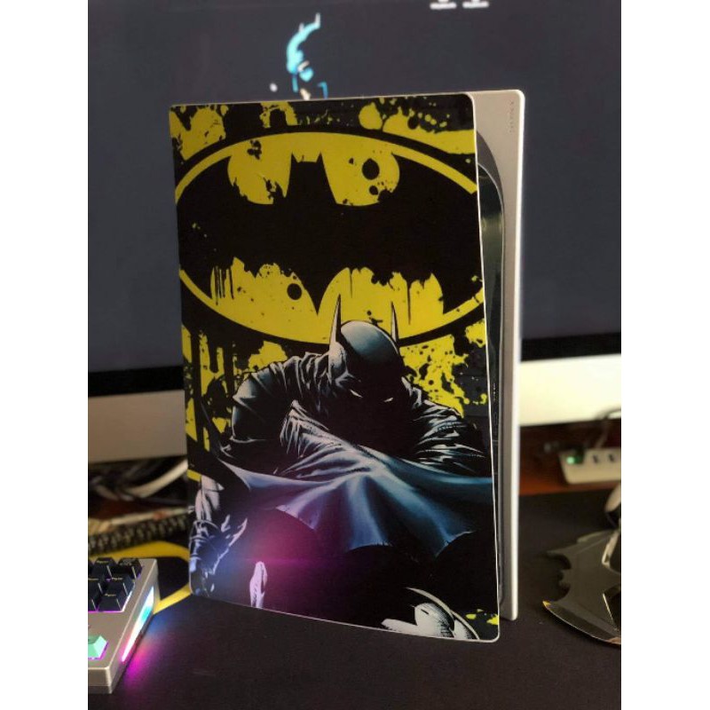 Miếng dán bảo vệ máy PS5 disk hay digital mẫu Batman