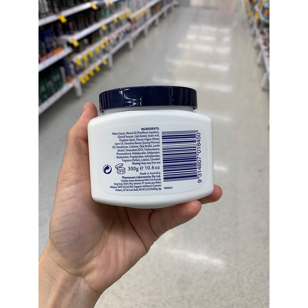 Kem dưỡng da Redwin, Úc  vitamin E và tinh dầu hoa anh thảo giúp da mềm mịn, sáng bóng, căng mịn cho mọi lứa tuổi
