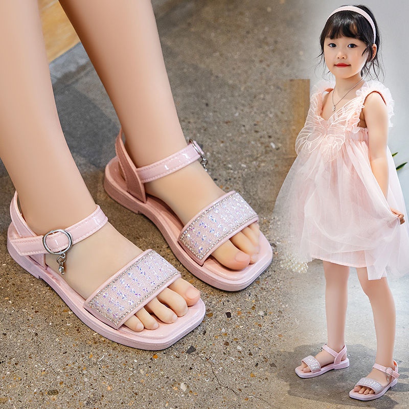 Xăng đan Đế Mềm Đính Đá Thời Trang Mùa Hè Hàn Quốc Cho Nữ Trung Niên 2022