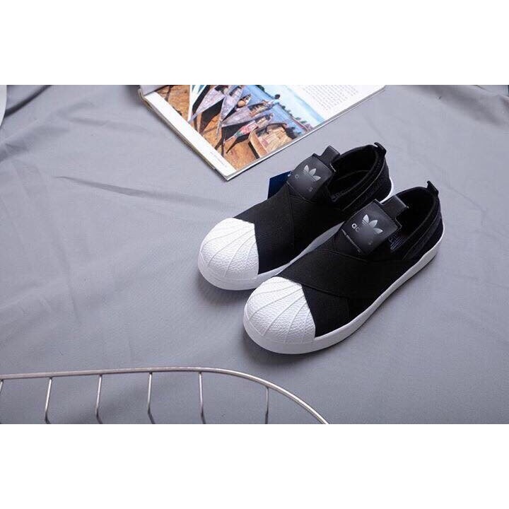 Giày Slip on quai chéo