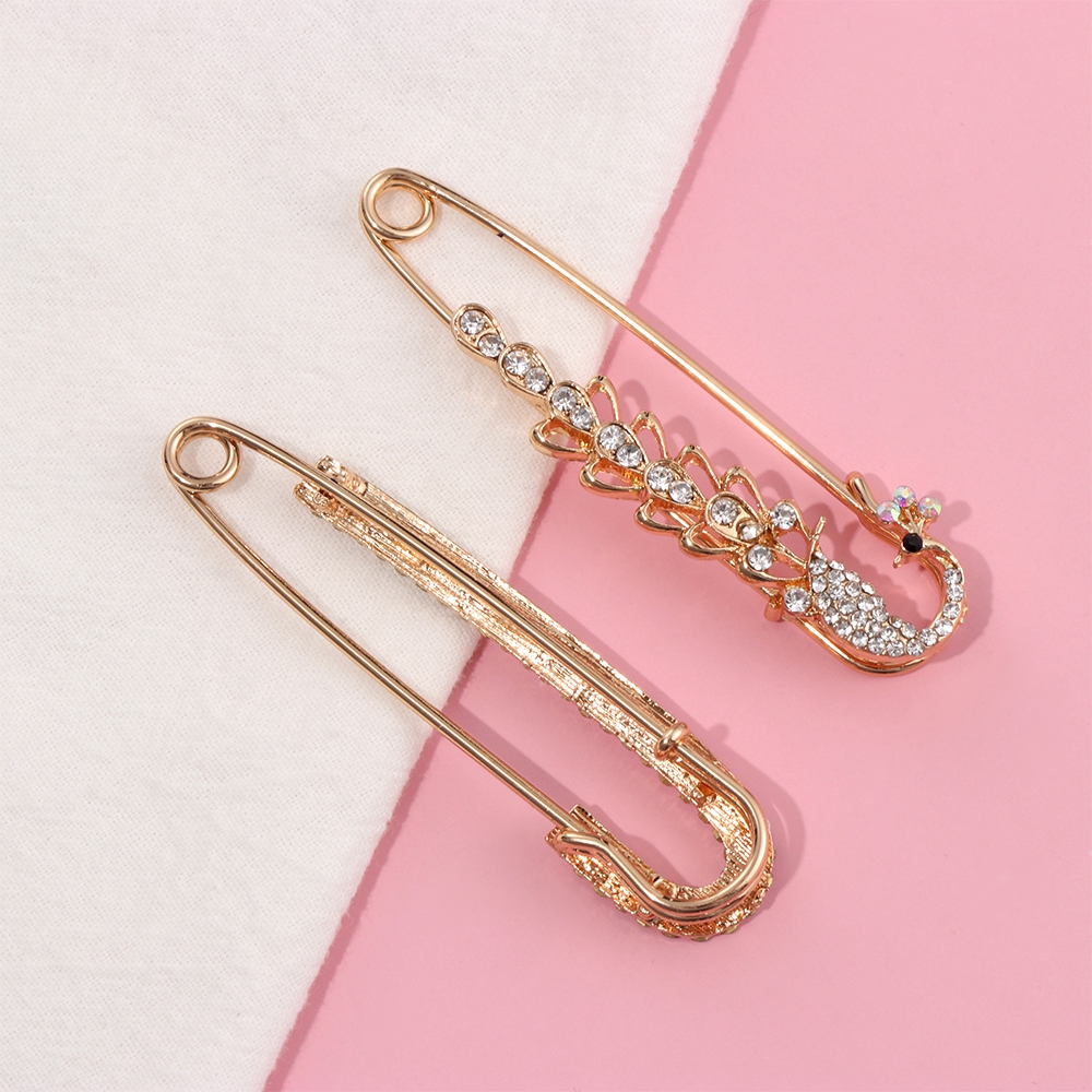 Ghim Cài Áo Hình Hoa Đính Đá Và Ngọc Trai Thanh Lịch