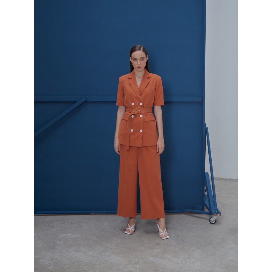 [Mã FAMALLT5 giảm 15% đơn 150k] COCO SIN - Áo Vest Cam Tay Ngắn Đính Nút | BigBuy360 - bigbuy360.vn