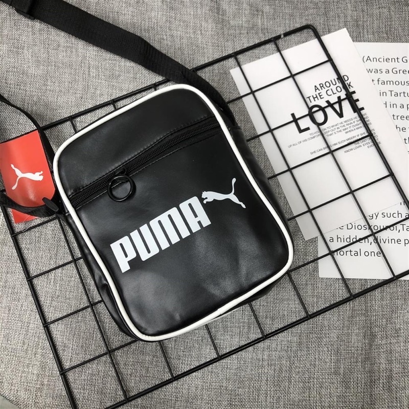 Túi đeo chéo logo Puma trẻ trung năng động