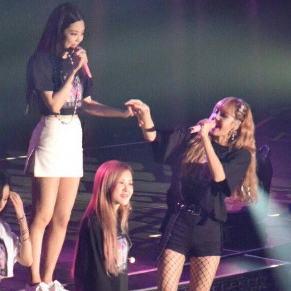 (Quà tặng kèm hình BLackpink)Áo Blackpink concert