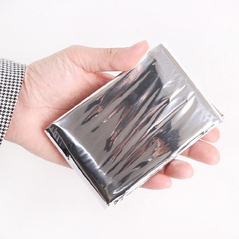 Chăn đắp giữ nhiệt khẩn cấp dùng khi cắm trại