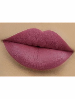 Son kem lì Kylie Poise K