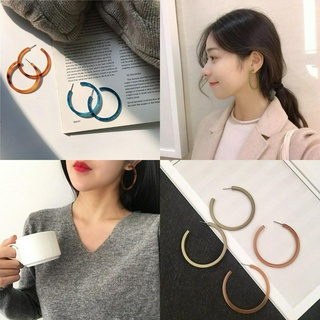 1 cặp bông tai đơn giản cổ điển