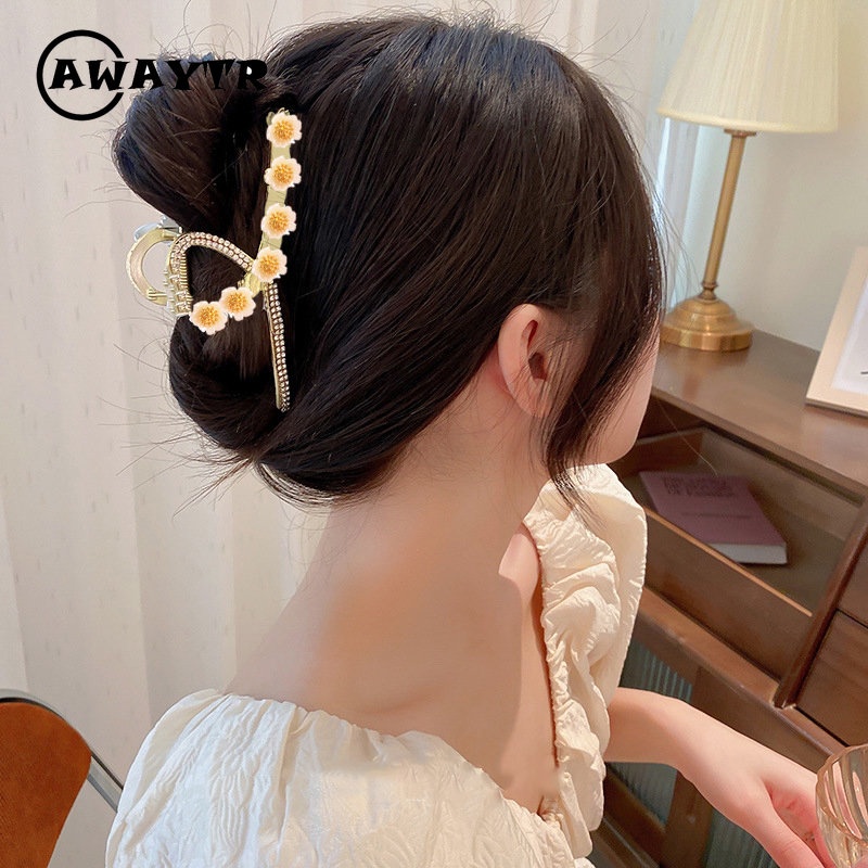 Kẹp Tóc Hình Cá Mập Đính Đá / Ngọc Trai Giả Bằng Kim Loại Phong Cách Hàn Quốc Thời Trang Cho Nữ