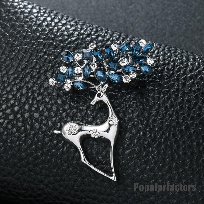 1 Ghim Cài Áo Hình Tuần Lộc Giáng Sinh Đính Đá