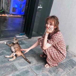 Váy kẻ caro